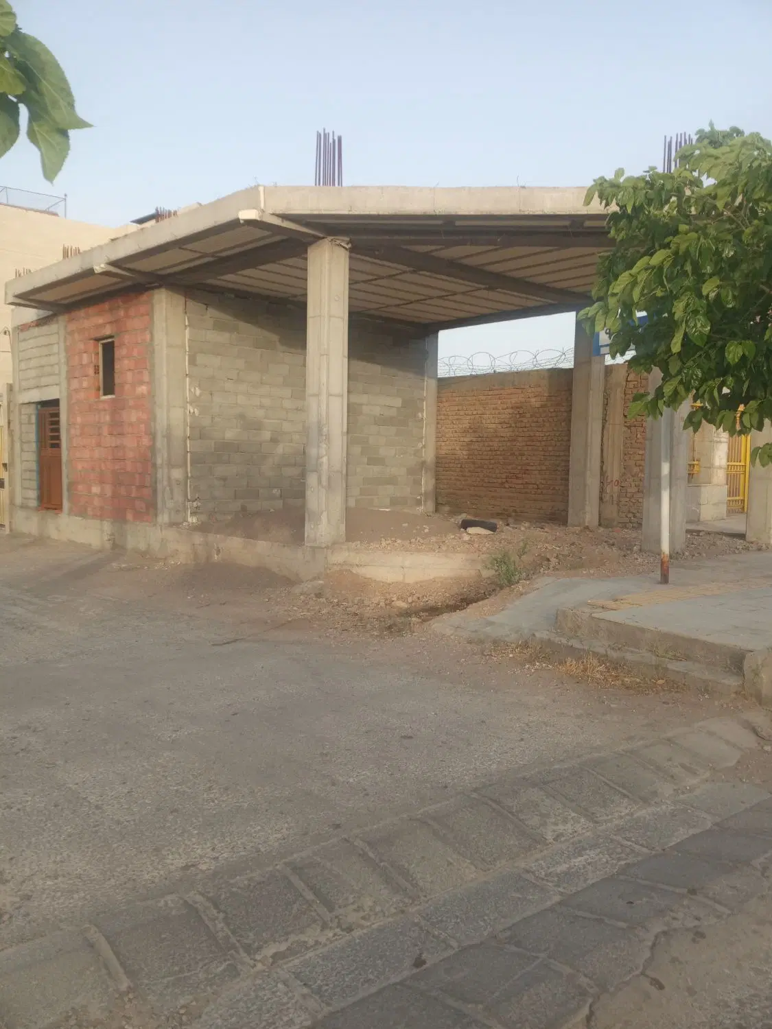 تجاری مسکونی اختیاراباد