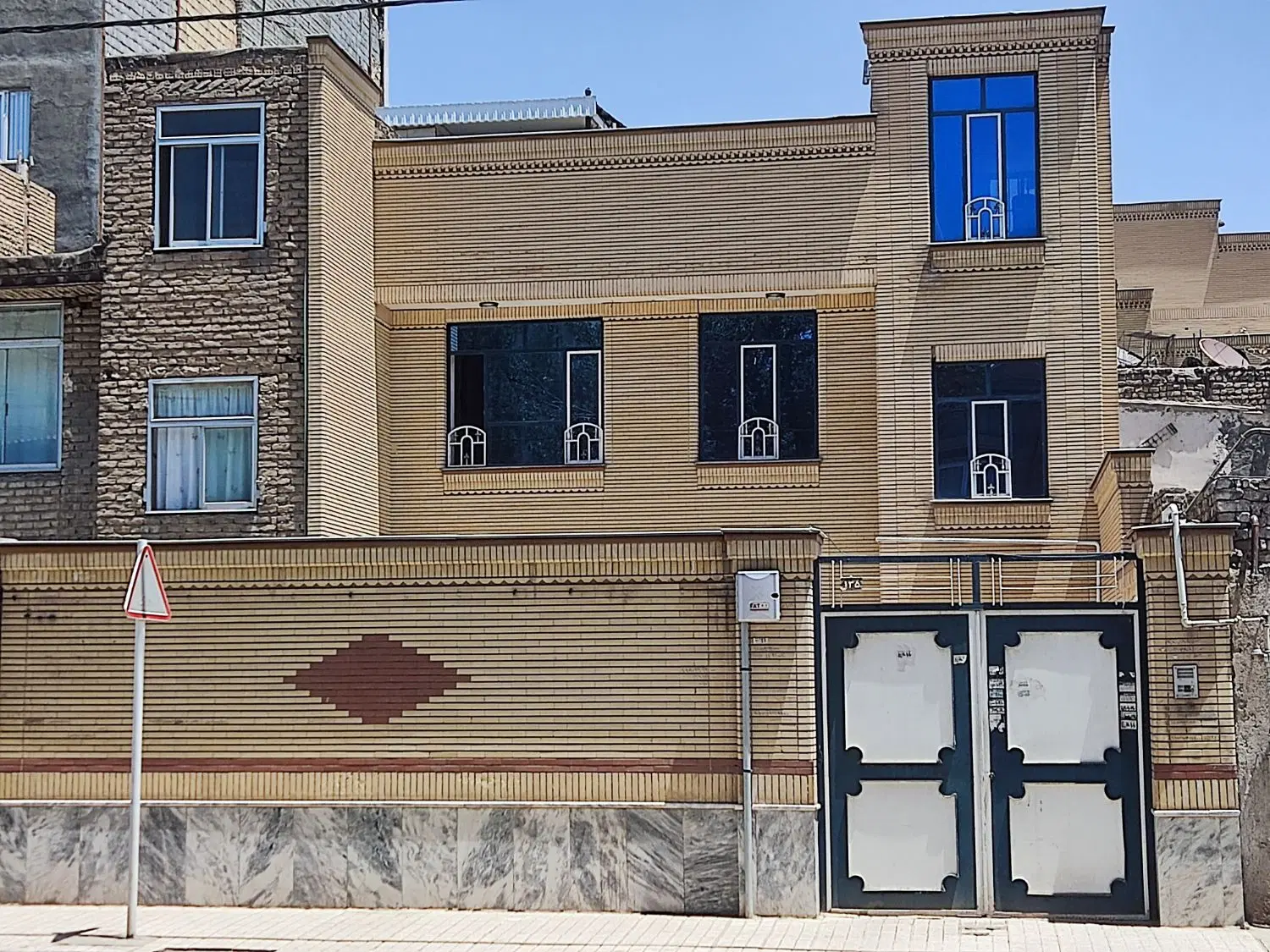 خانه ویلایی ۱۸۰ متری
