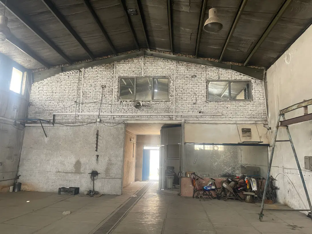 فروش کارخانه ۲۷۰۰ متری