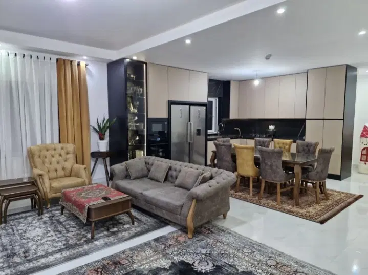 آپارتمان ۱۴۸ متری ۳ خواب نوساز تک واحدی