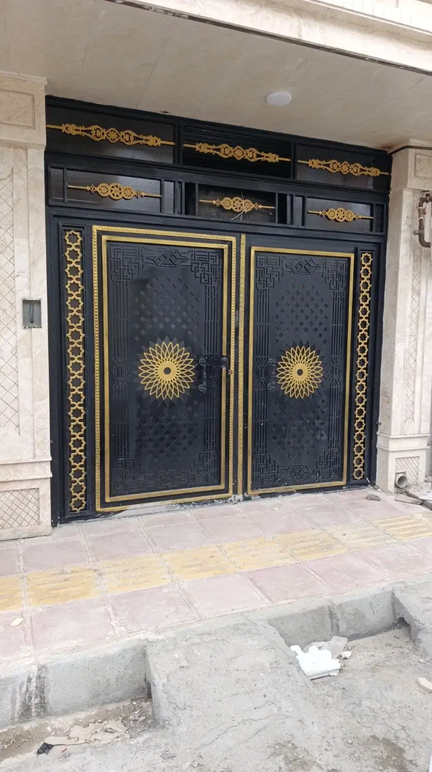 انبار 130متر