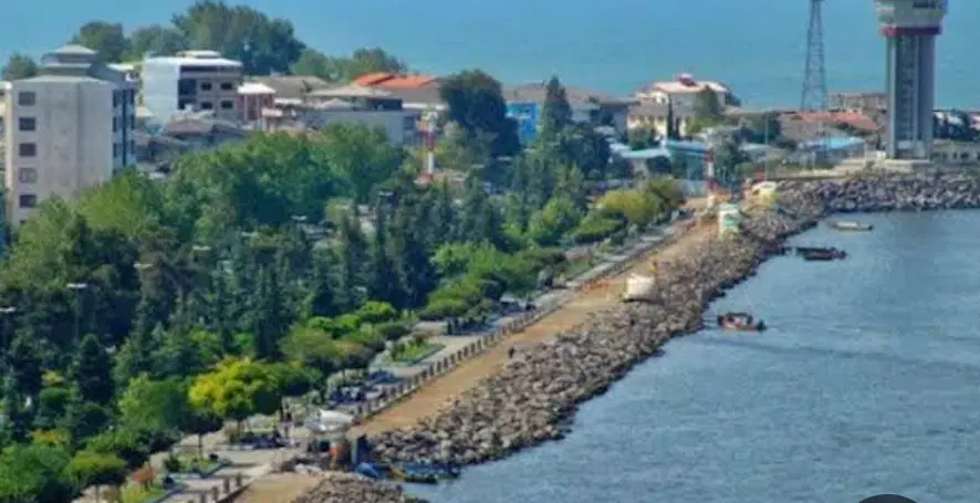 مغازه تجاری در شهر ساحلی بندرانزلی