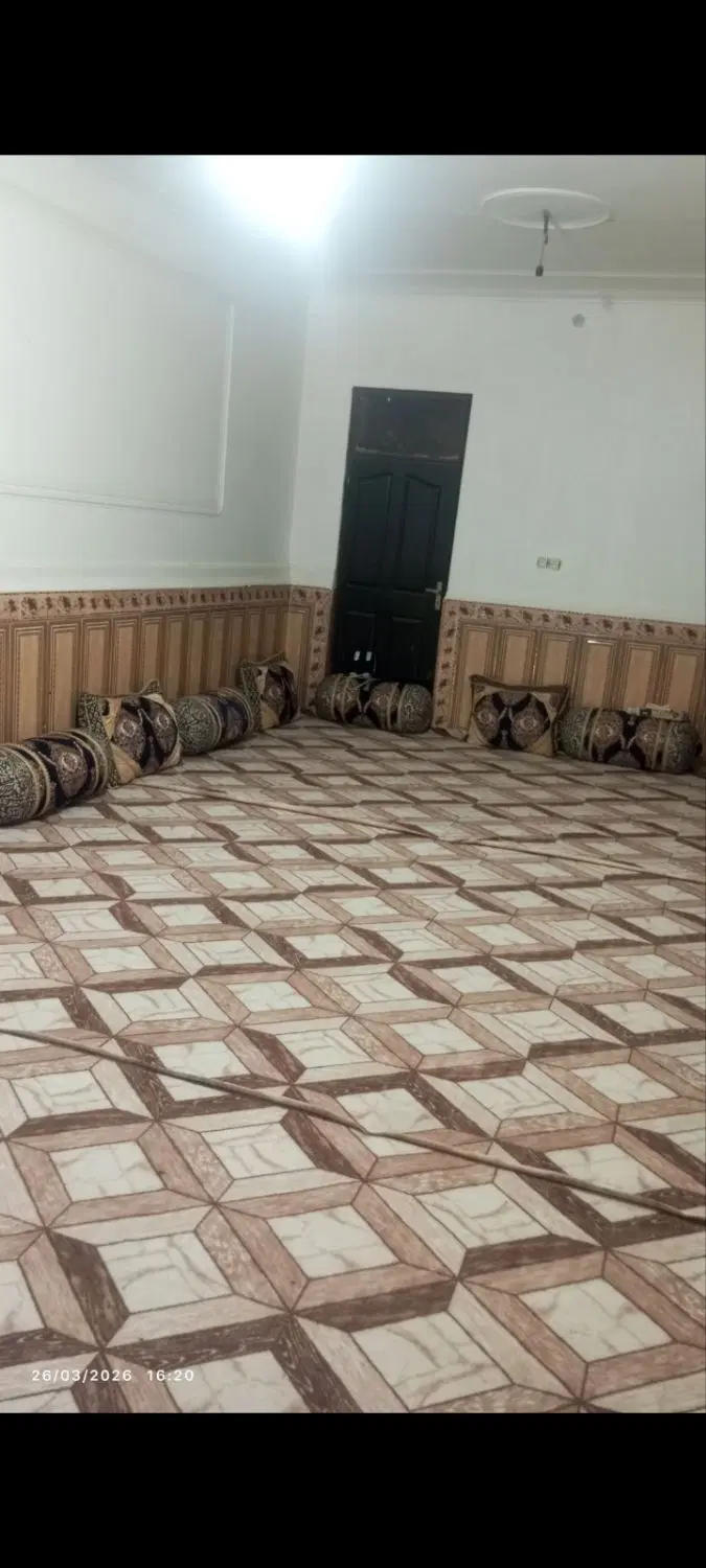 منزل حسن آباد حاشیه خیابان اصلی