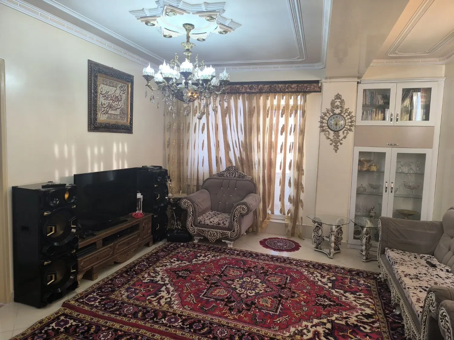 آپارتمان ۹۵ متر، بهار، کوی بهداری (املاک ارک)