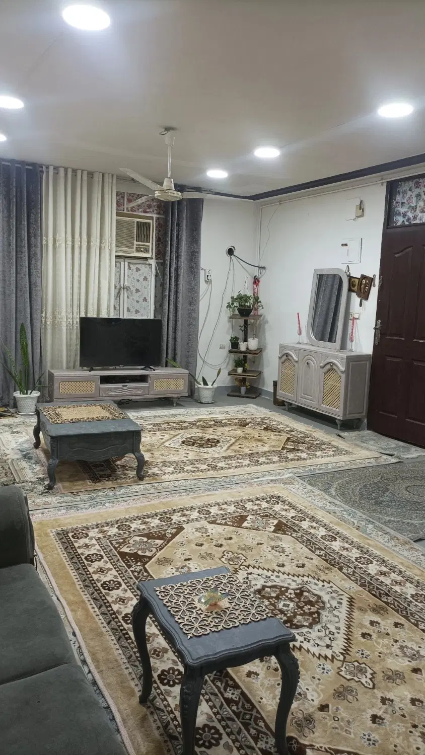 فقط مستاجر واقعی