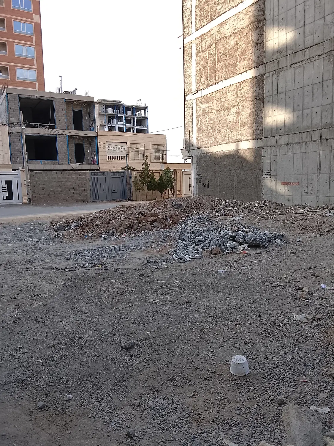 زمین مسکونی ملکی جمهوری 41 آوینی خاتم