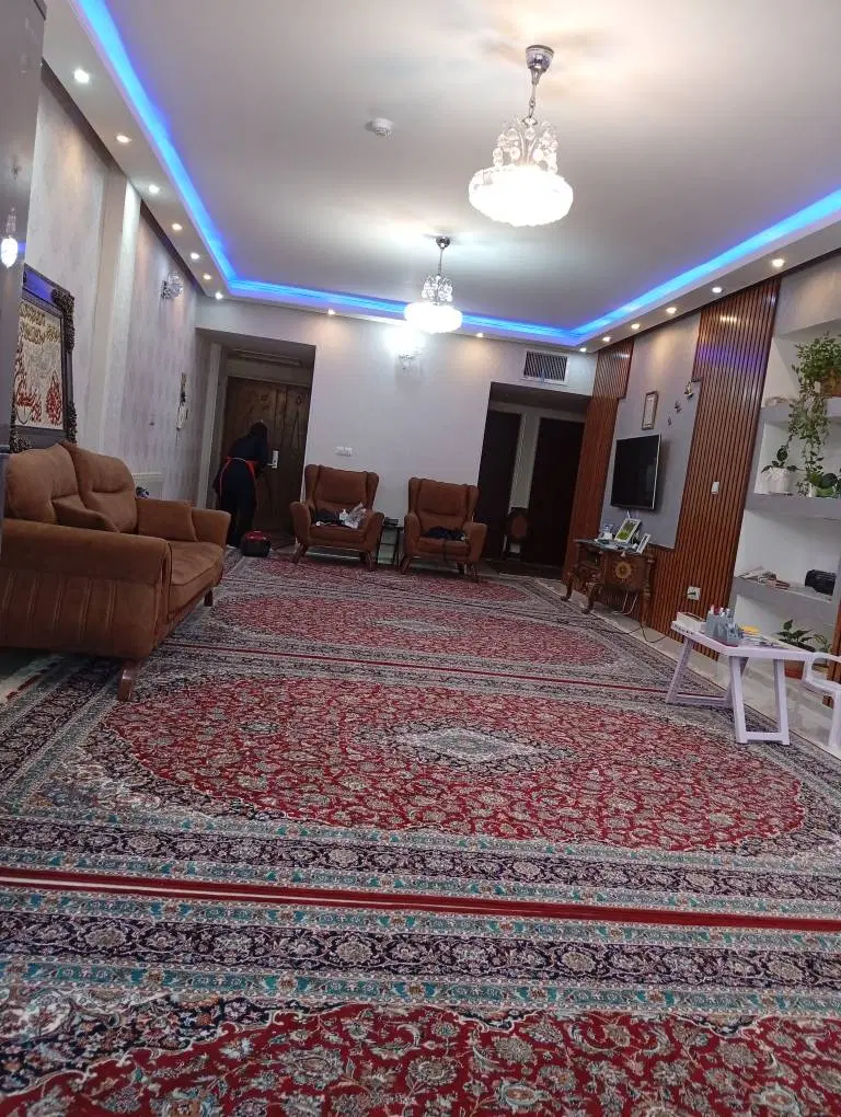 معاوضه فردوسی3خوابه125مترهمکف با35مترحیاط اختصاصی