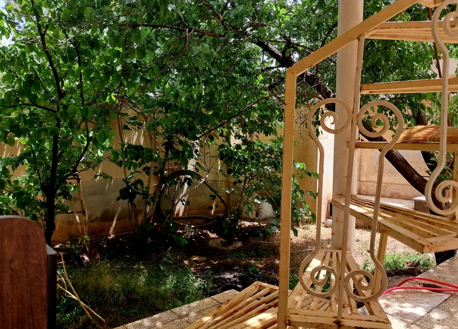 خانه مسکونی  روستای خاوه   (معاوضه دارم)