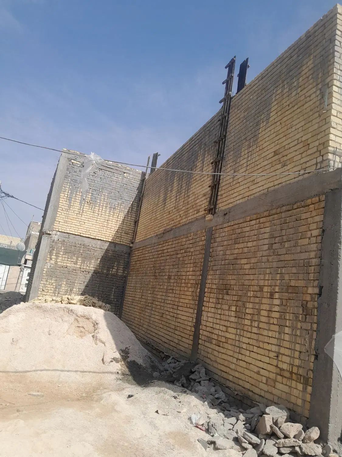 اسکلت ۶۰ متری طبق پایین گردخون