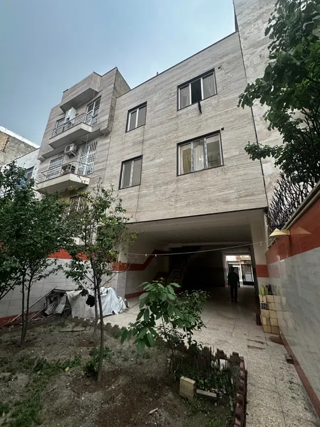 ۱۸۲ متر وائین بعثت‌ها
