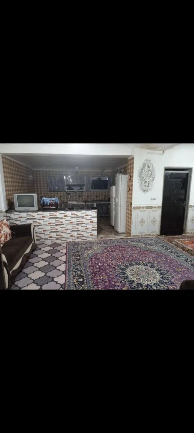 ویلایی ۱طبقه و۲طبقه برای فروش دارم