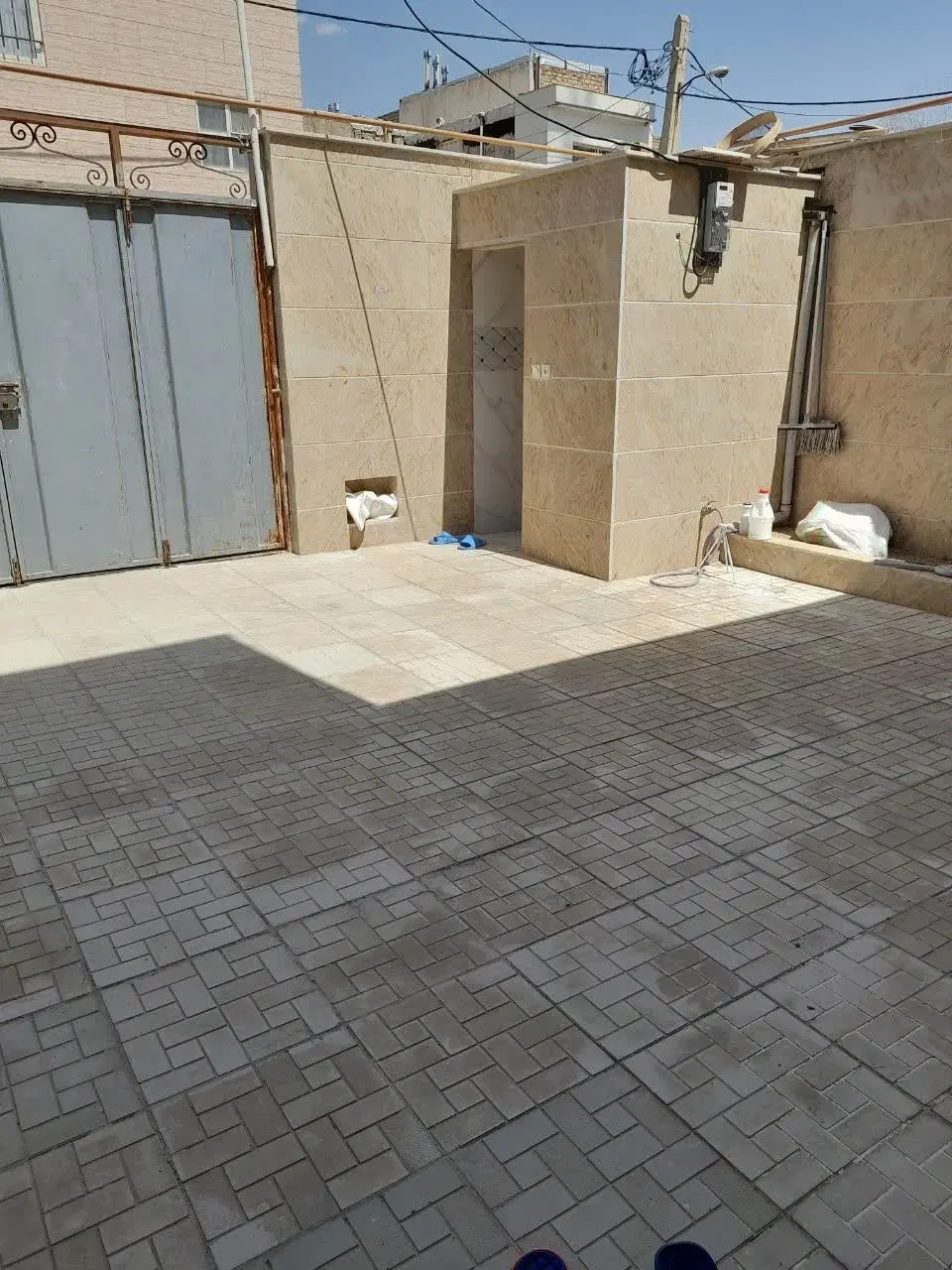 خانه ای تمیز ومرتب در علی آباد
