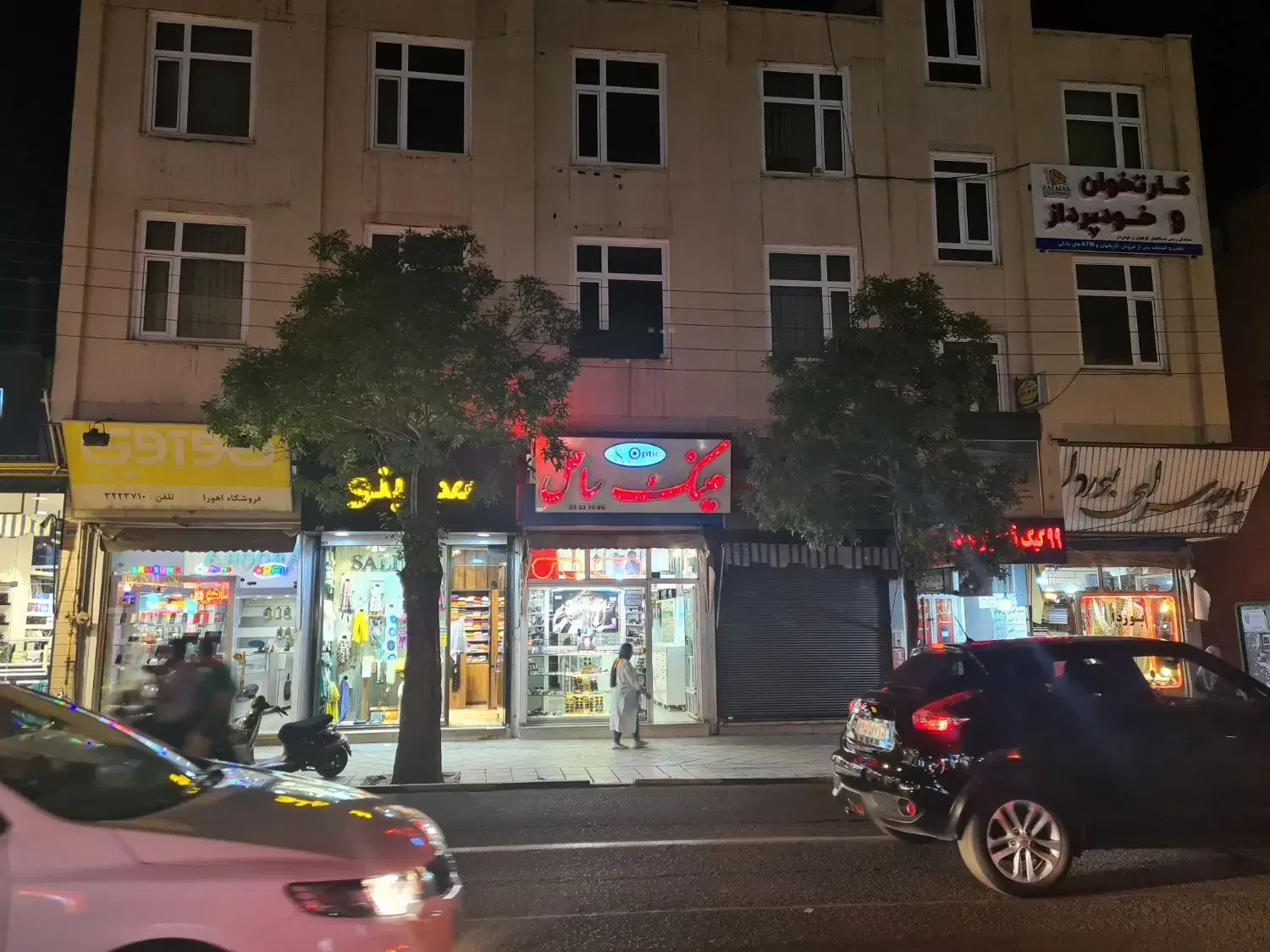 اجاره واحد تجاری ۱۰۰متر سعدی وسط