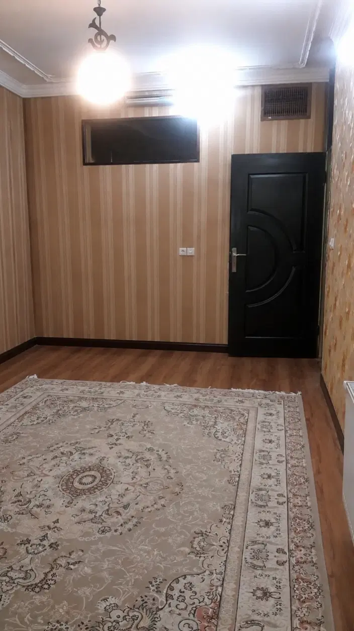 منزل ویلایی ۲۰۰ متری خیابان ادیب بازسازی شده