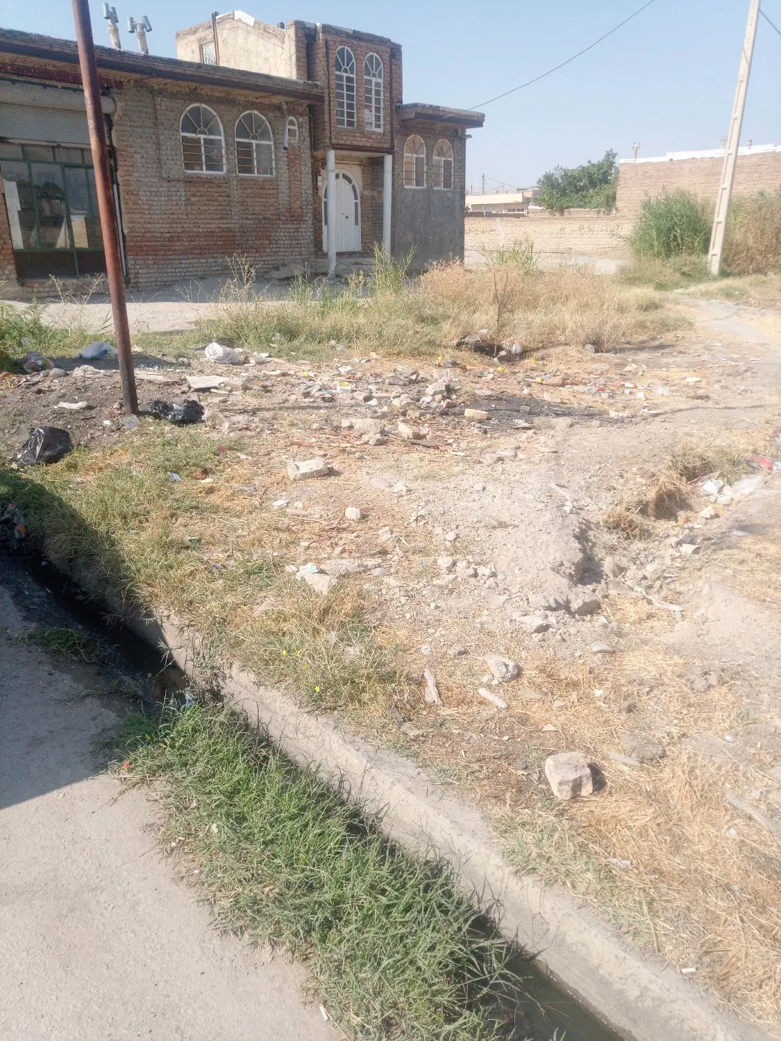 زمین دو نبش کوی رشادت  جاده سلماس کوچه ۱۵