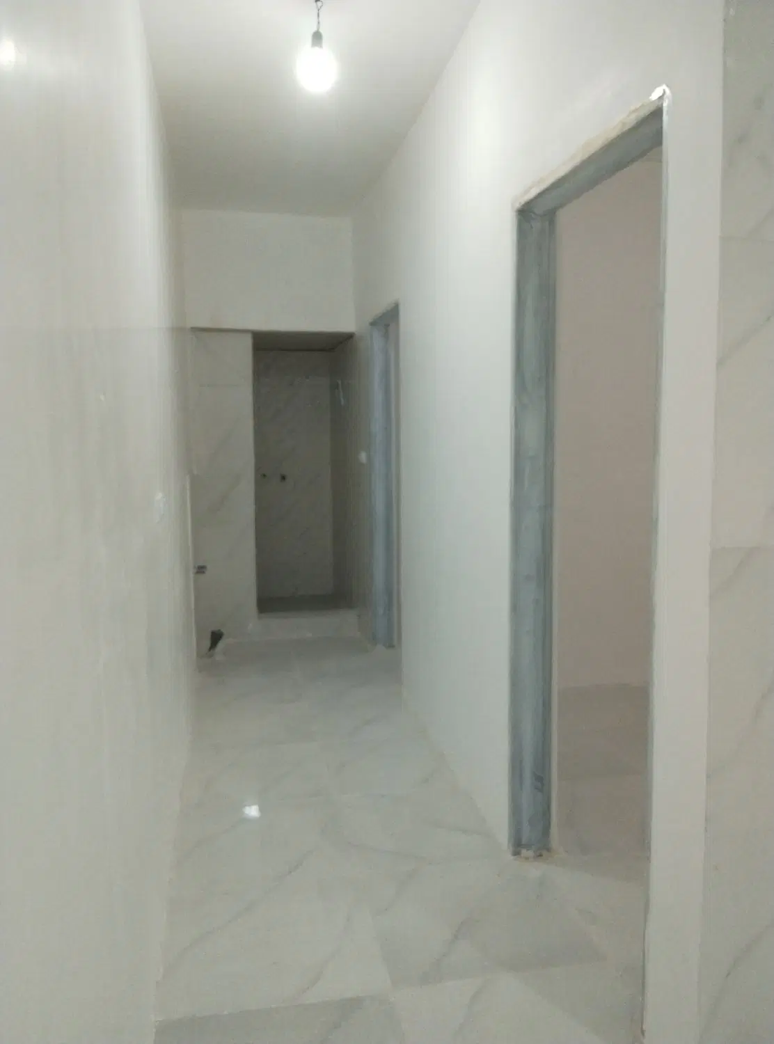 یک واحد خونه هم کف از دو طبقه