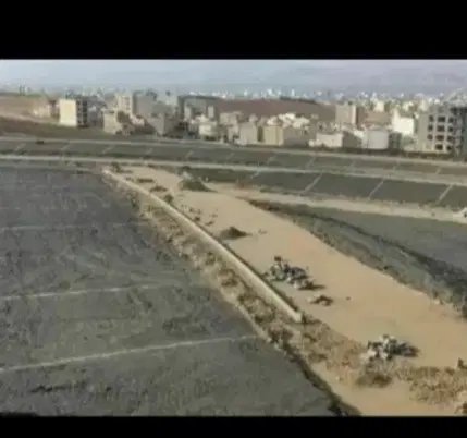 زمین تاکسیرانی