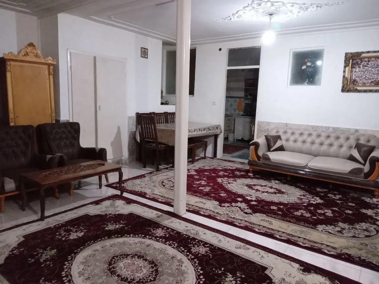 مسکونه اجاره ای طبقه اول