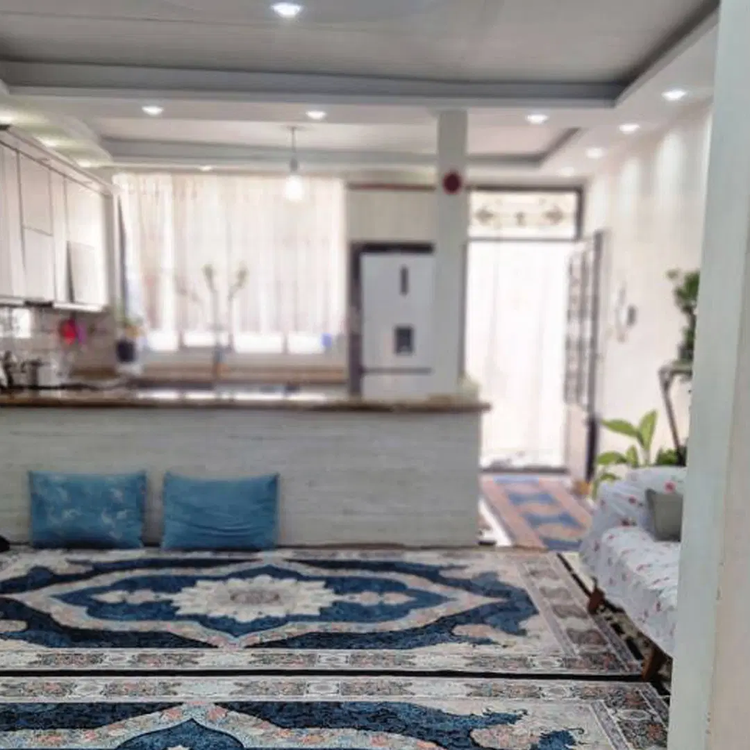 خانه ویلایی نوساز  حیاط دار 145 متر با پارکینگ