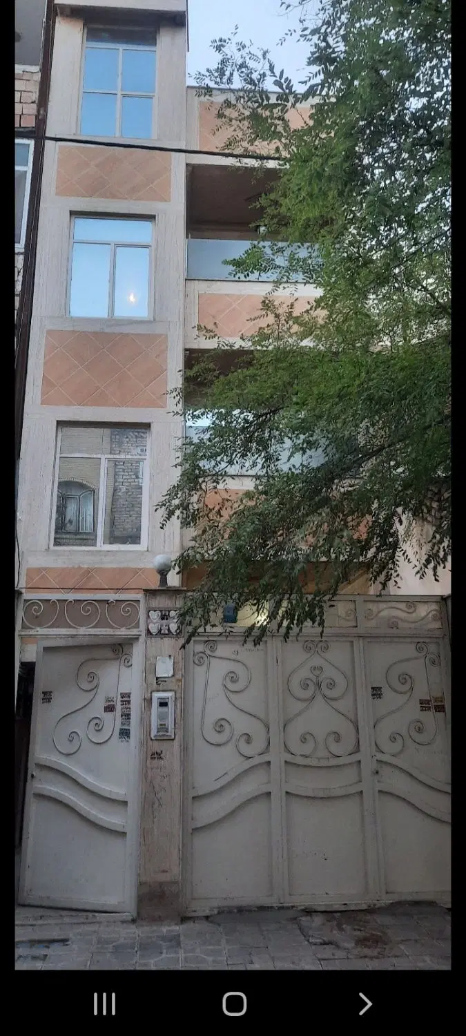 فروش طبقه همکف راه جدا