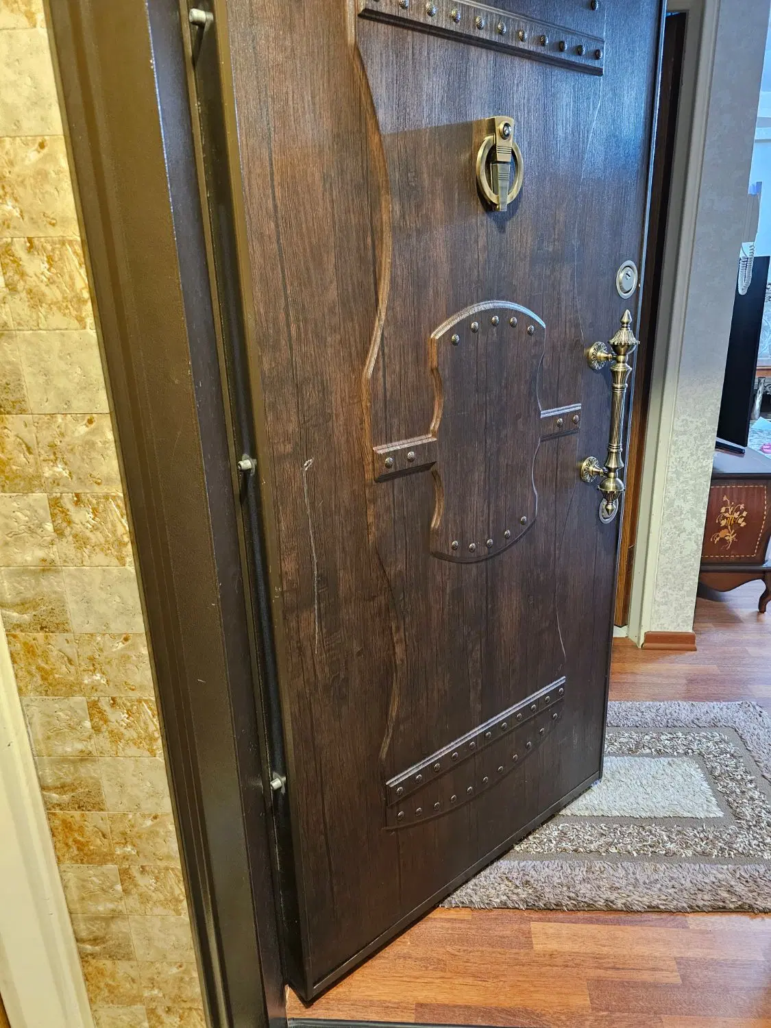اجاره در حوالی سنگ فرش ولیعصر