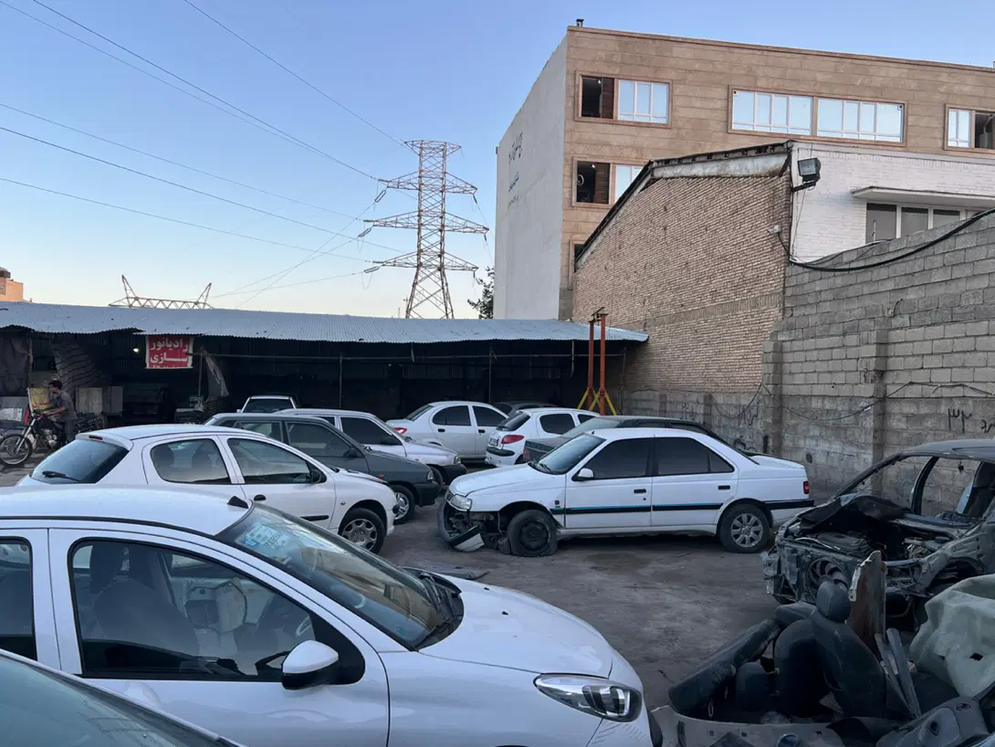 اجاره دهنه داخل گاراژ بر بلوار امیرکبیر