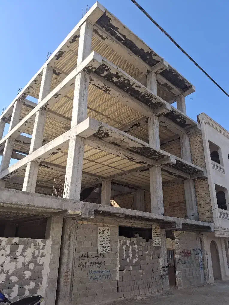 آپارتمان در حال ساخت