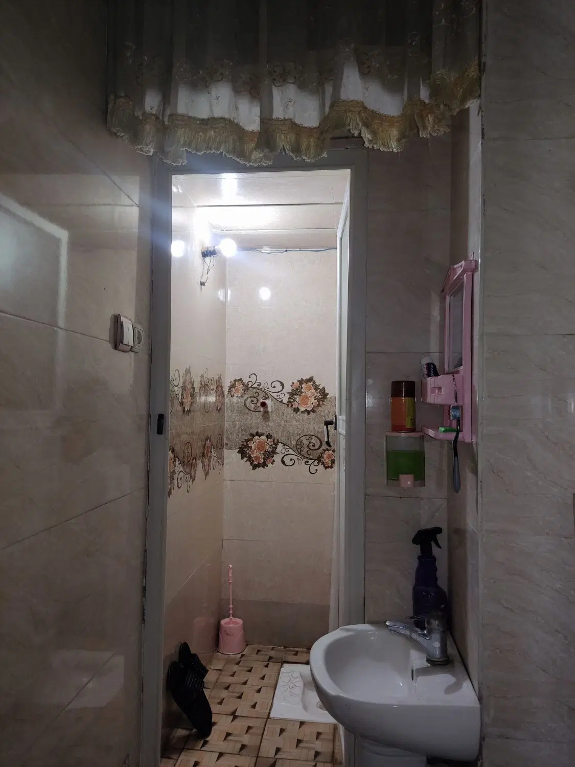 خانه ویلایی دوطبقه دوکله صالحیه