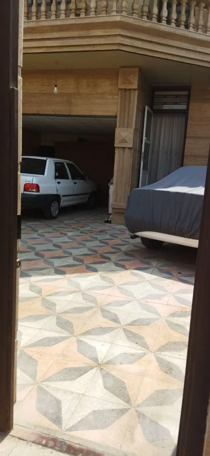 منزل ۲۰۰ متری پنج خوابه سردونبش گلها