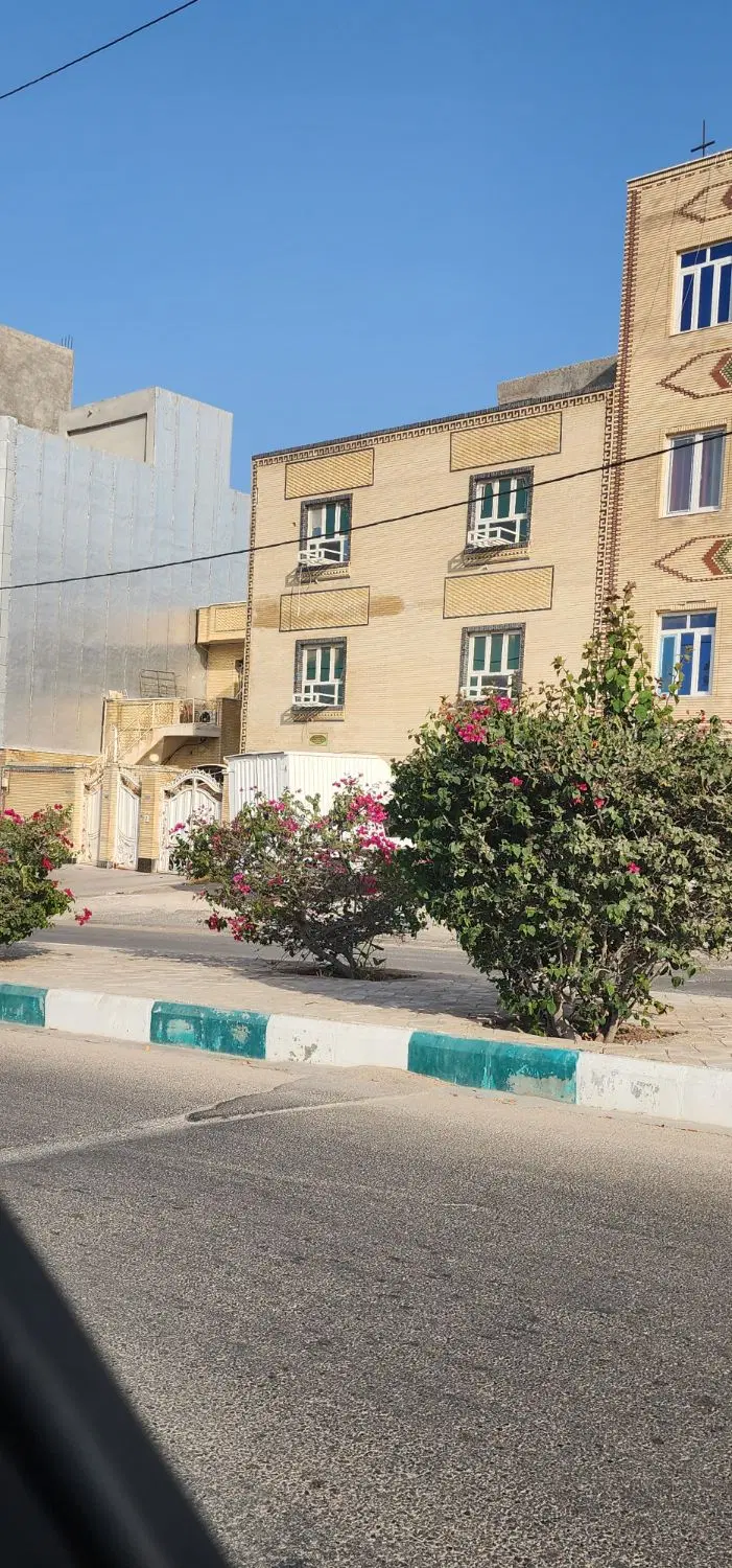 ۴ واحدی نریمان
