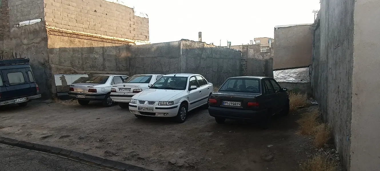 زمین عرصه و اعیان بافت فرسوده خاک برداری شده