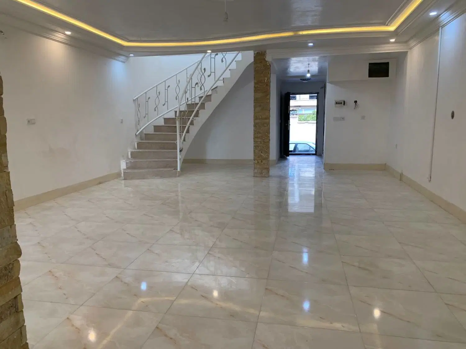 فروش دوبلکس ۳خواب خیابان دانشجو