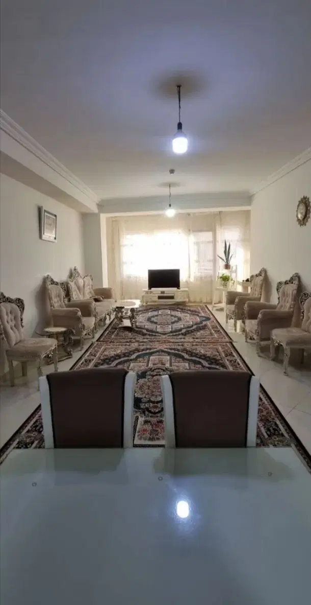 آپارتمان ۱۰۶ متری مجهز در خیابان آذربایجان