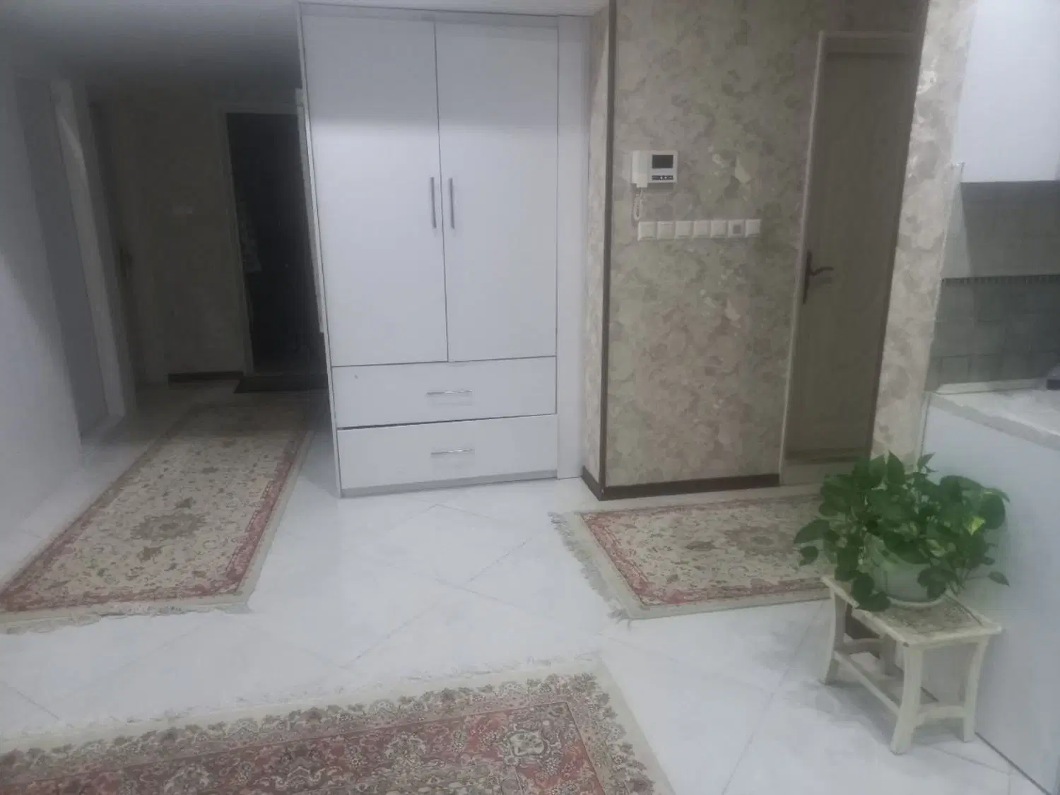 ۱۴۰متری فول امکانات