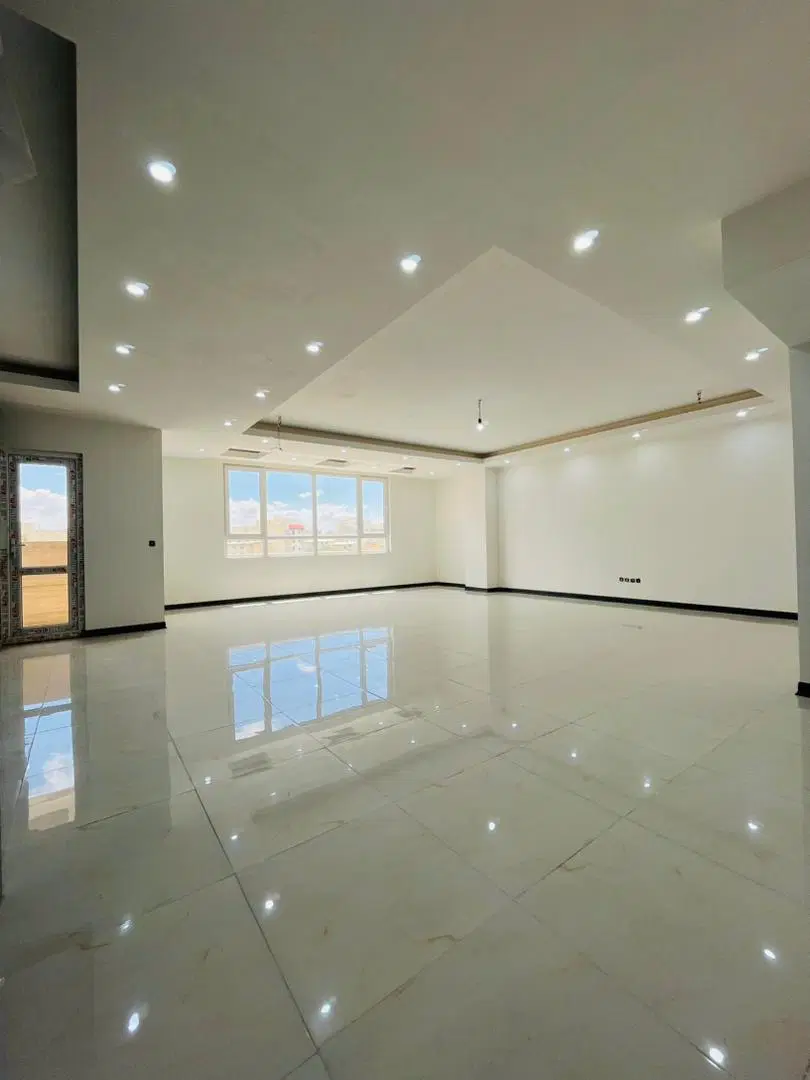 آپارتمان ۱۱۳ متر دو خواب تاپ لوکیشن کوی زنبق