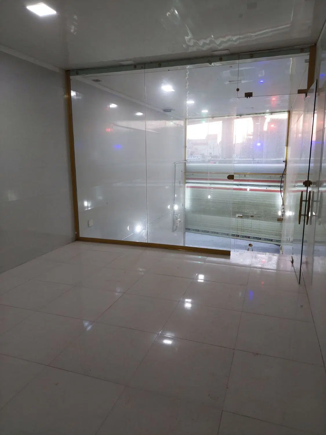 اجاره مغازه واقع در پل آذربایجان