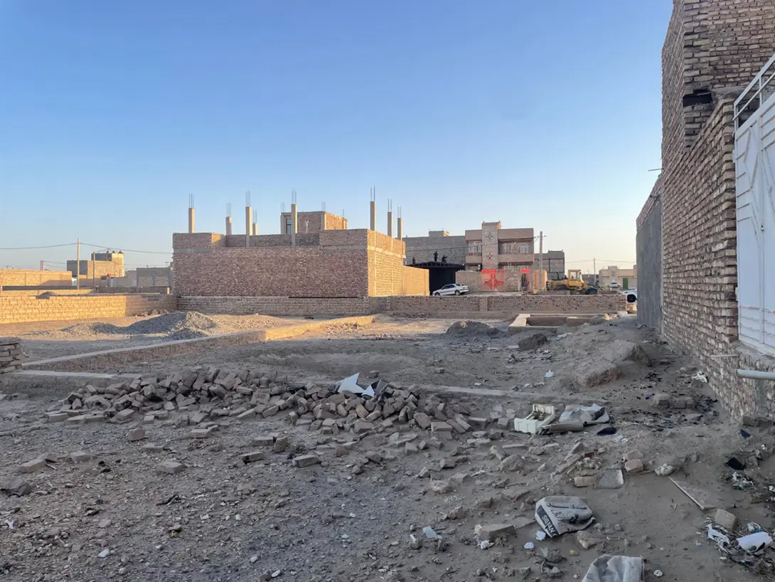 ۴۲۰ متر زمین مسکونی پشت ثبت احوال