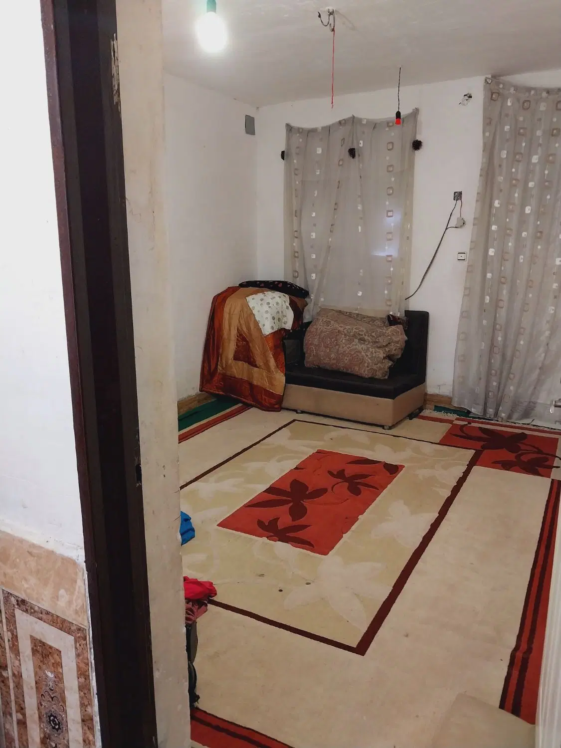 ملک به متراژ ۱۳۰ متر