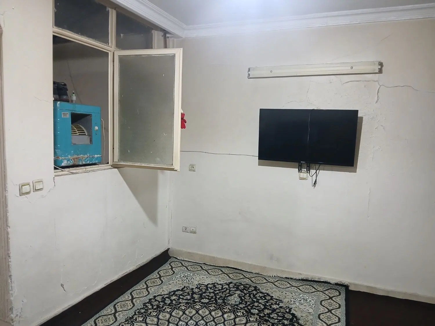۴۰ متر طبقه همکف بدون مالک