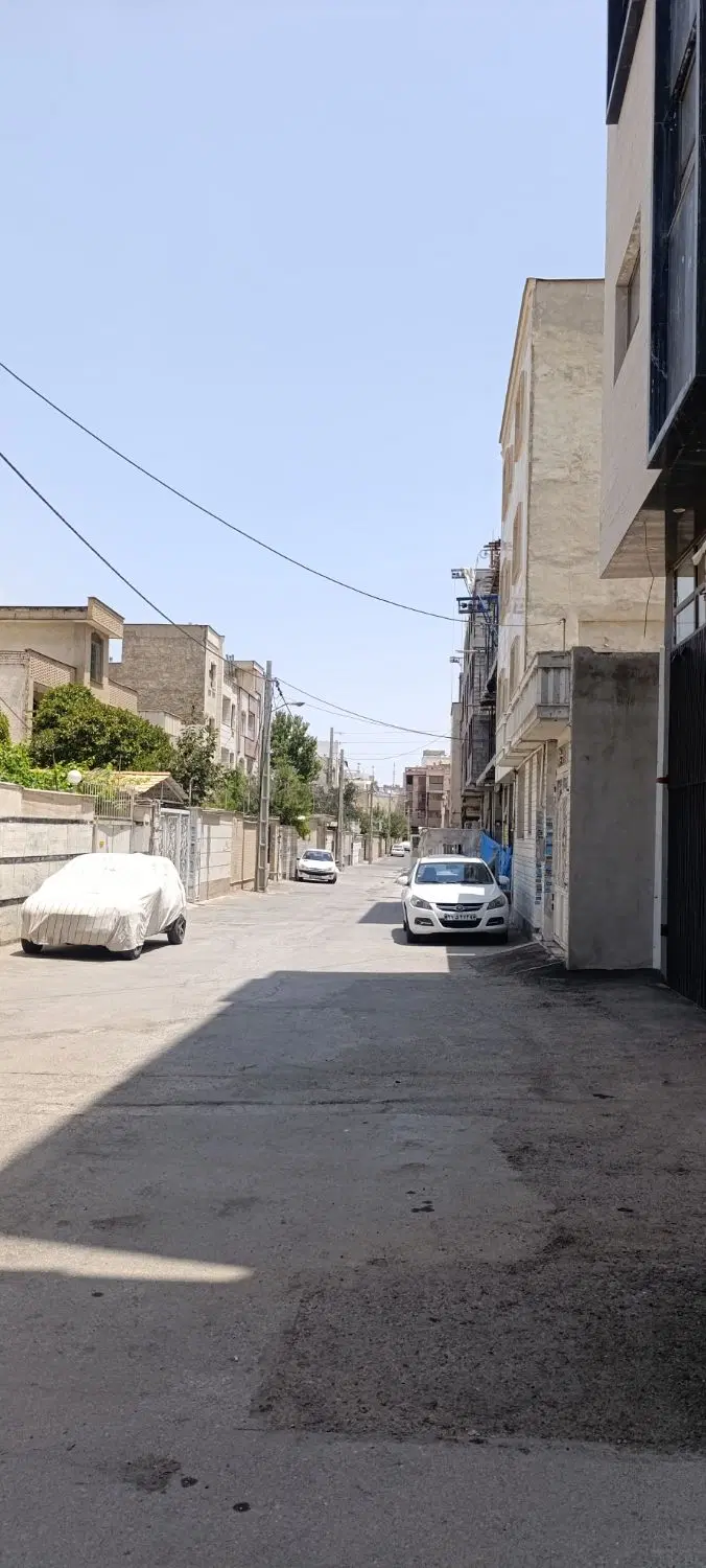 آپارتمان دو خواب پاسداران جنوبی _درب از حیاط