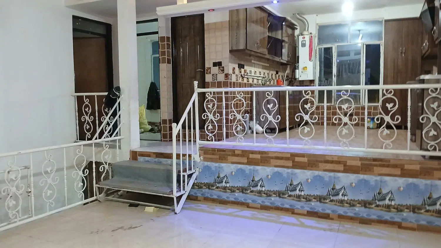 خانه فروشی راسته خیابان اصلی