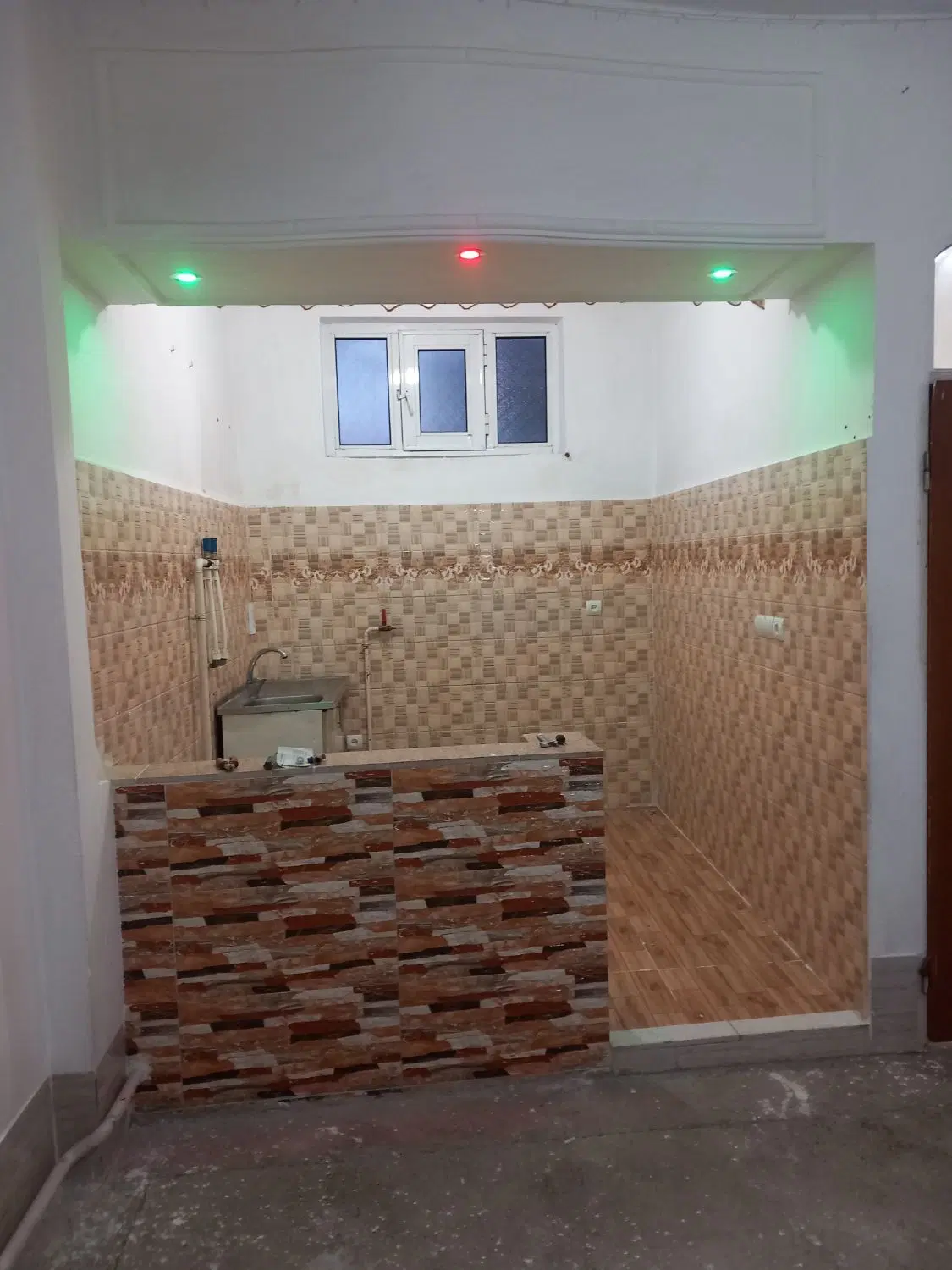 یک باب حیاط مسکونه اجاره رهن