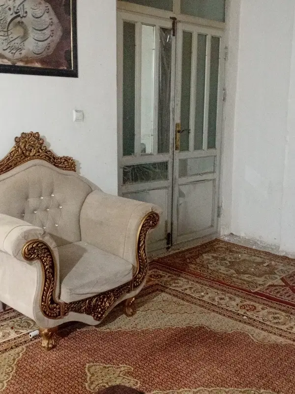 فروش مغازه تجاری در خیابان چهارشنبه بازار