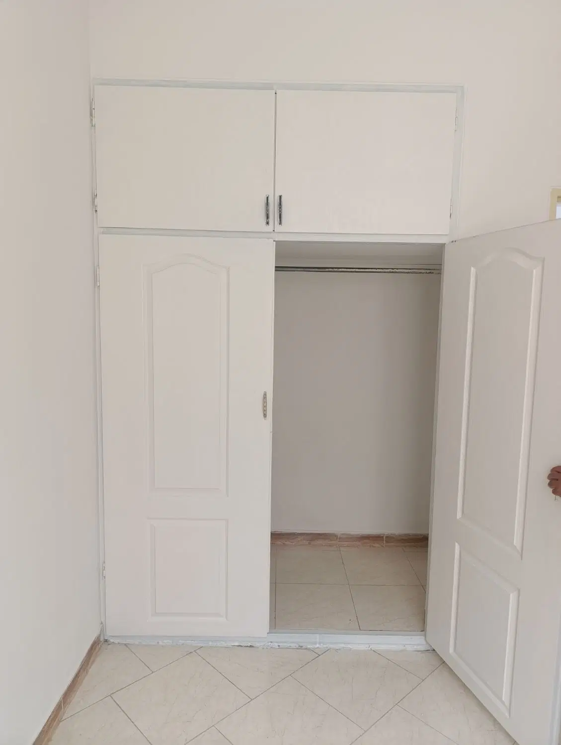 آپارتمان ۹۲متری تخلیه باآسانسور پارکینگ خ آقاجانی