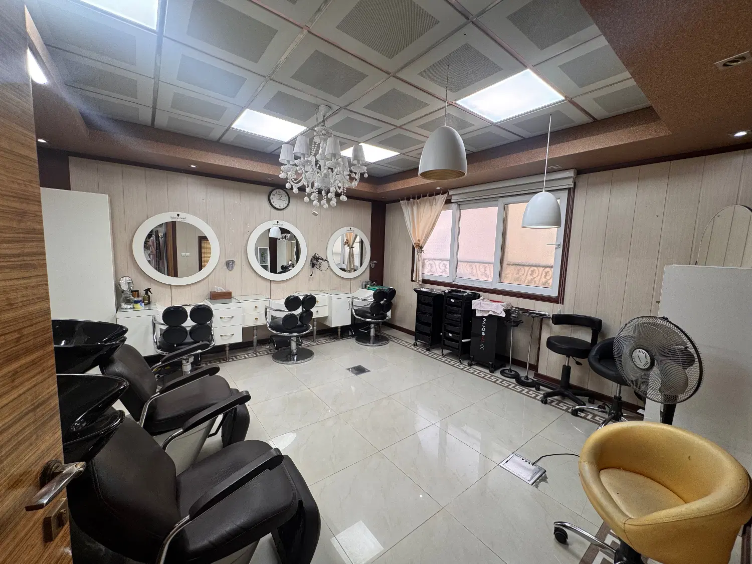 اجاره اتاق ۲۰متری