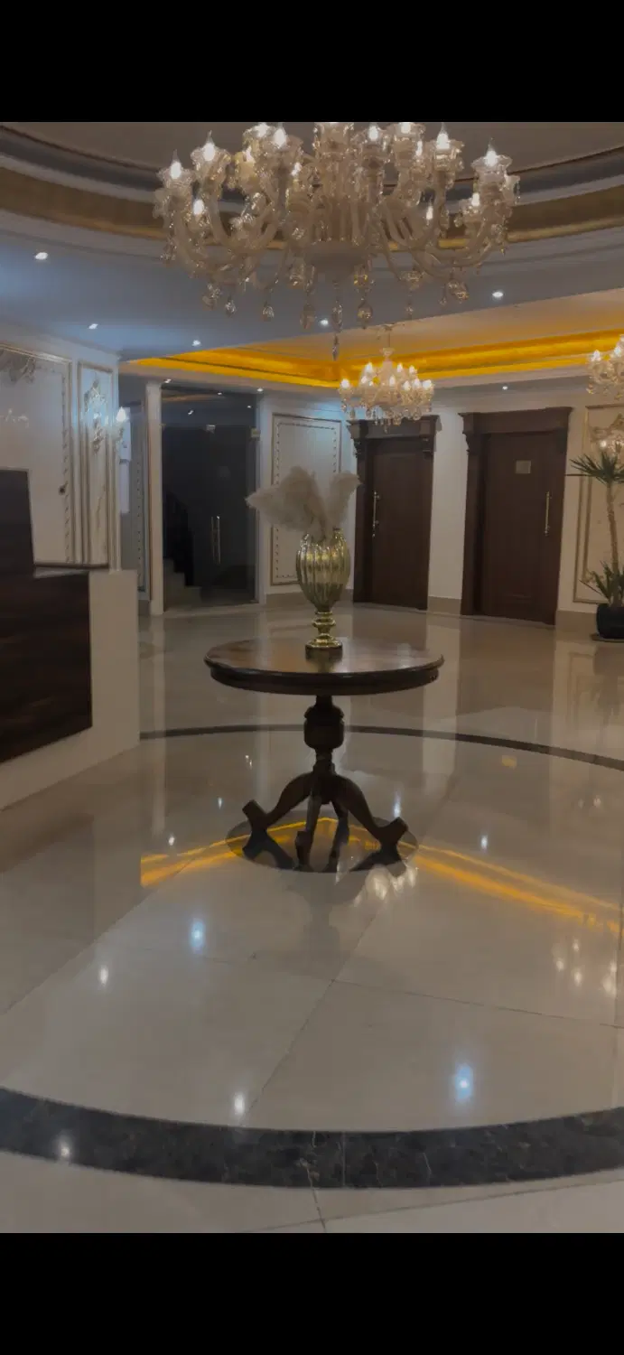 برج باغ سیمرغ فردیس ۱۱۴ متر
