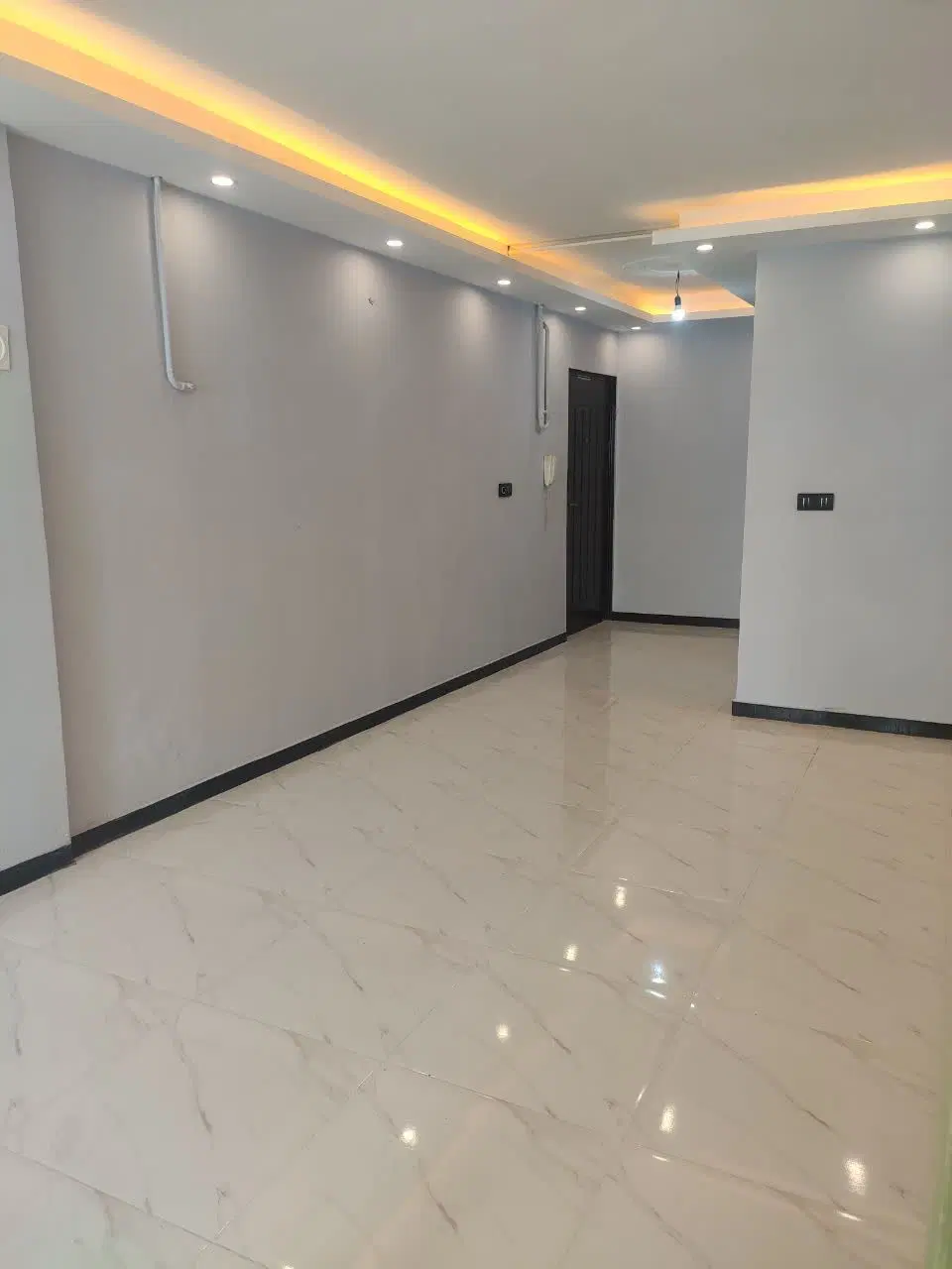 72متر دو ط دو نبش