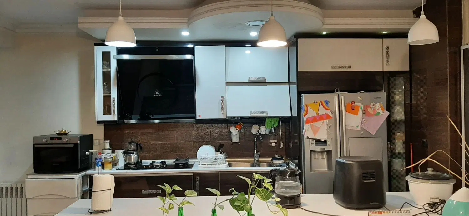 ۱۱۰متر۲خ افتاب گیر خیابان جنت اباد مرکزی