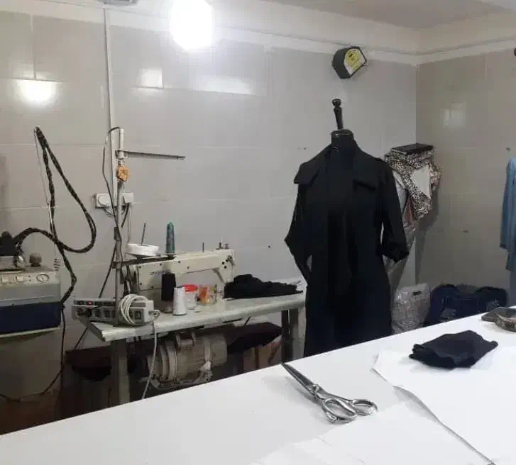 مغازه  ۳۷متری  سند دار داخل پاساژ