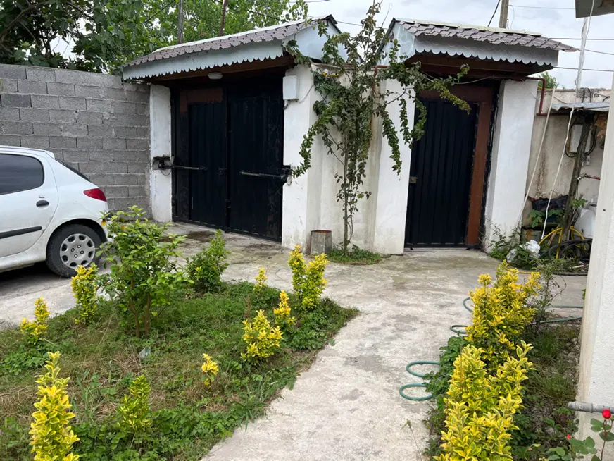 زمین مسکونی